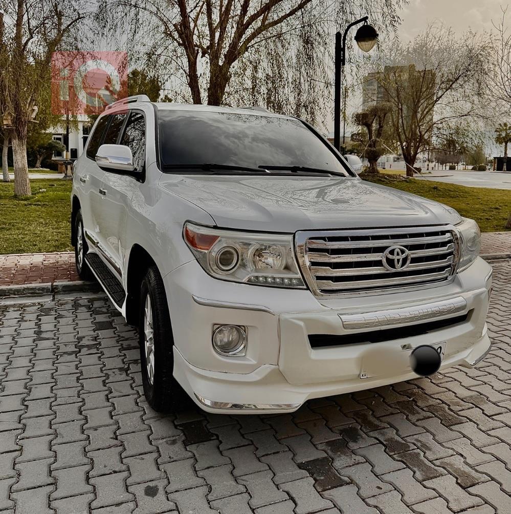 تويوتا لاندكروزر